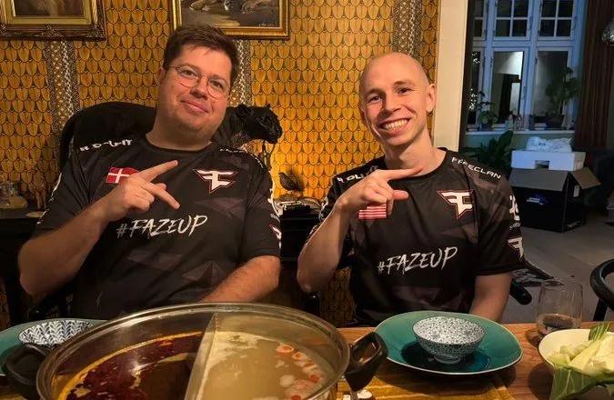 karrigan вітає EliGE у клані FaZe з ексклюзивним ланч-відкриттям