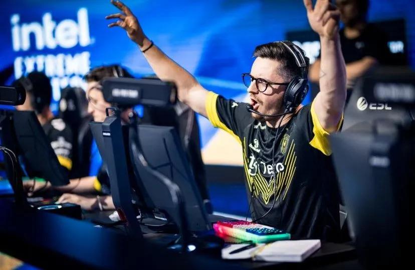 apEX здобуває 32-й кар'єрний титул на IEM Dallas 2025