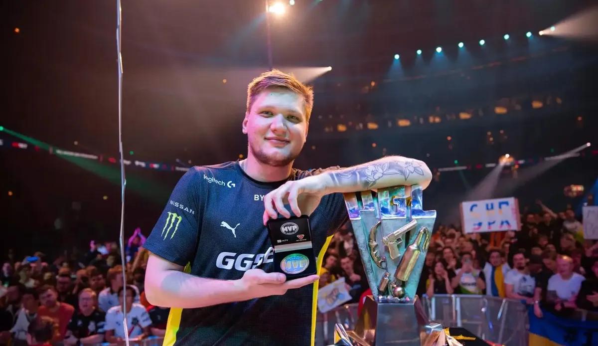 s1mple залишає NAVI після дев'яти знакових років, підписує контракт з BC.Game