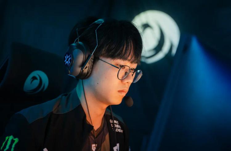 Lakia повертається в Gen.G Esports шостим гравцем