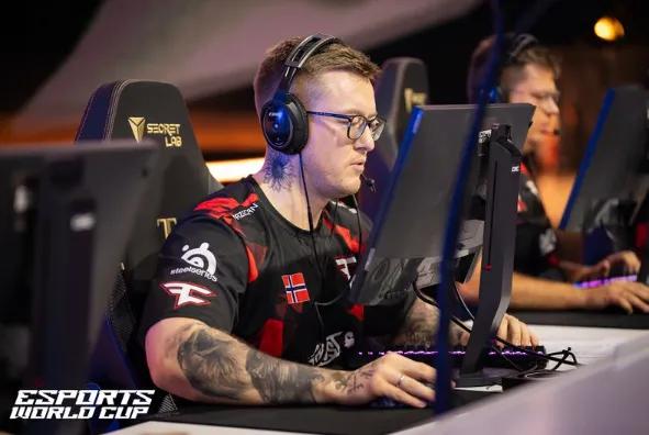 Офіційно: Рейн залишає FaZe після десятиліття легендарної служби