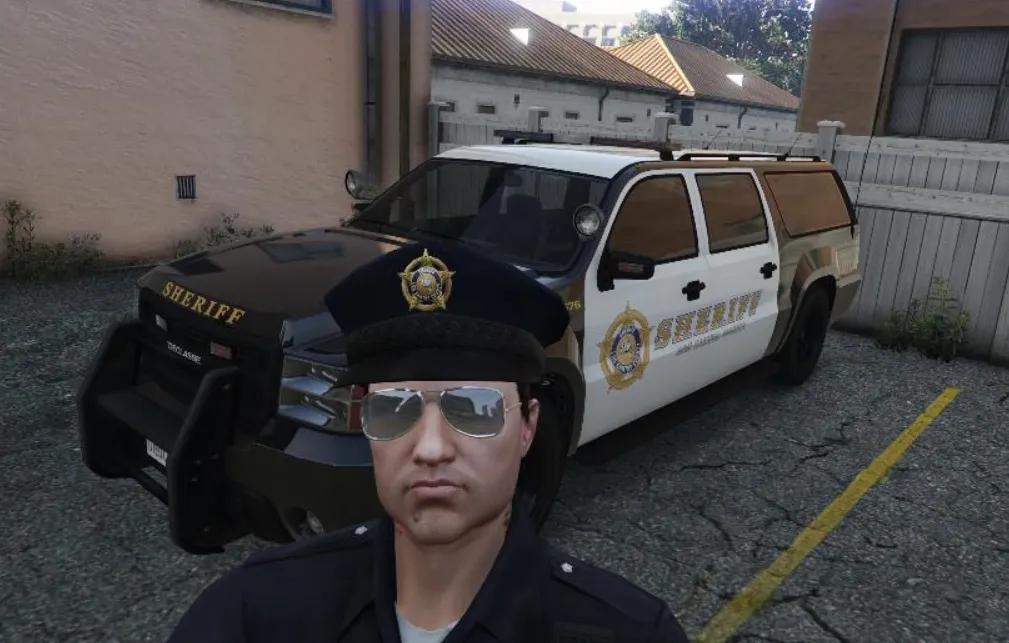 Моя подорож у дивовижно деталізований світ рольової гри GTA про поліцію