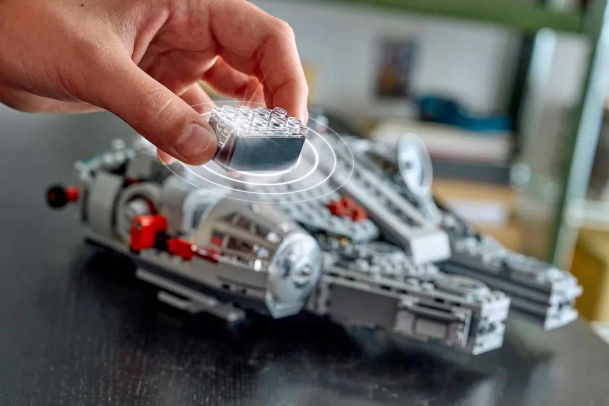 Фанат LEGO перетворив DeLorean на "Тисячолітнього сокола