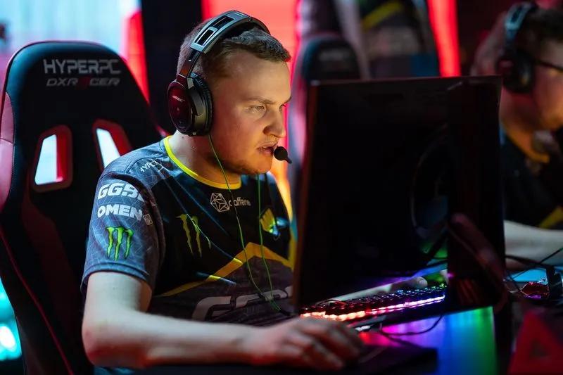 flamie is about to go to 1WIN