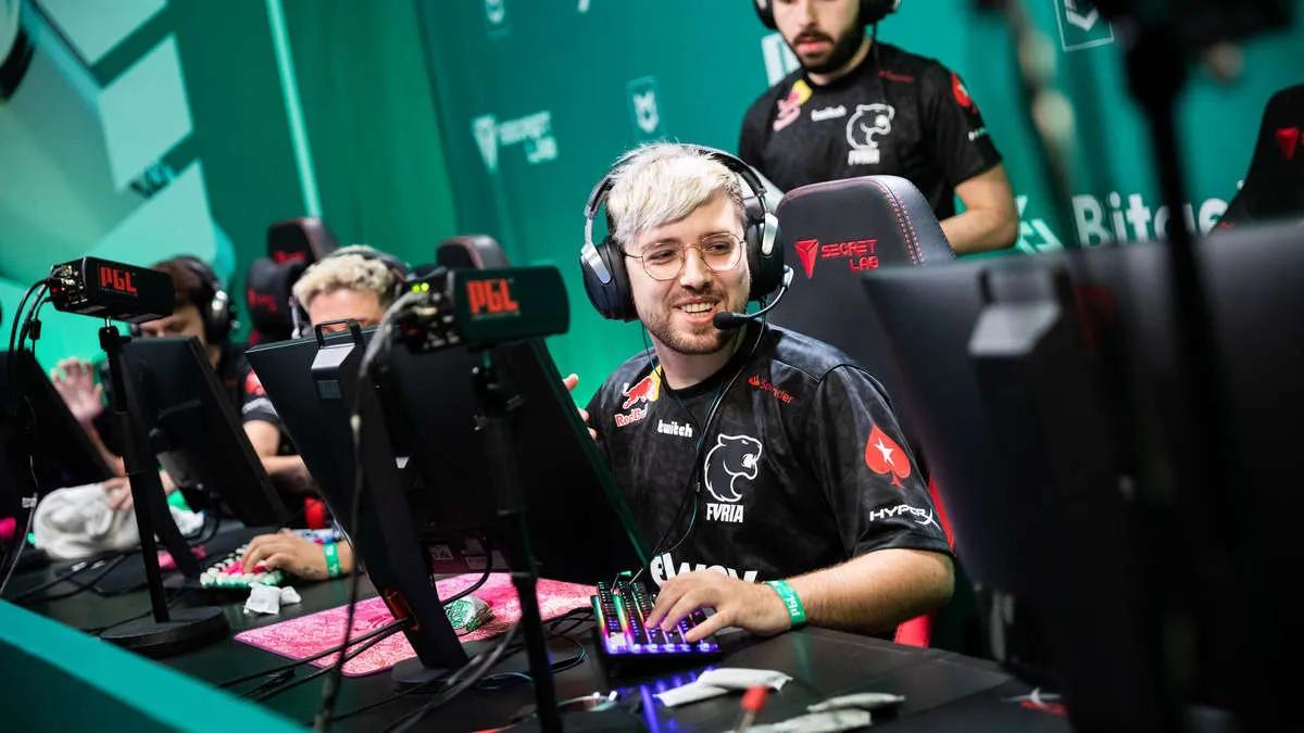 arT: "You could say that the signing of the saffee benefited FURIA"