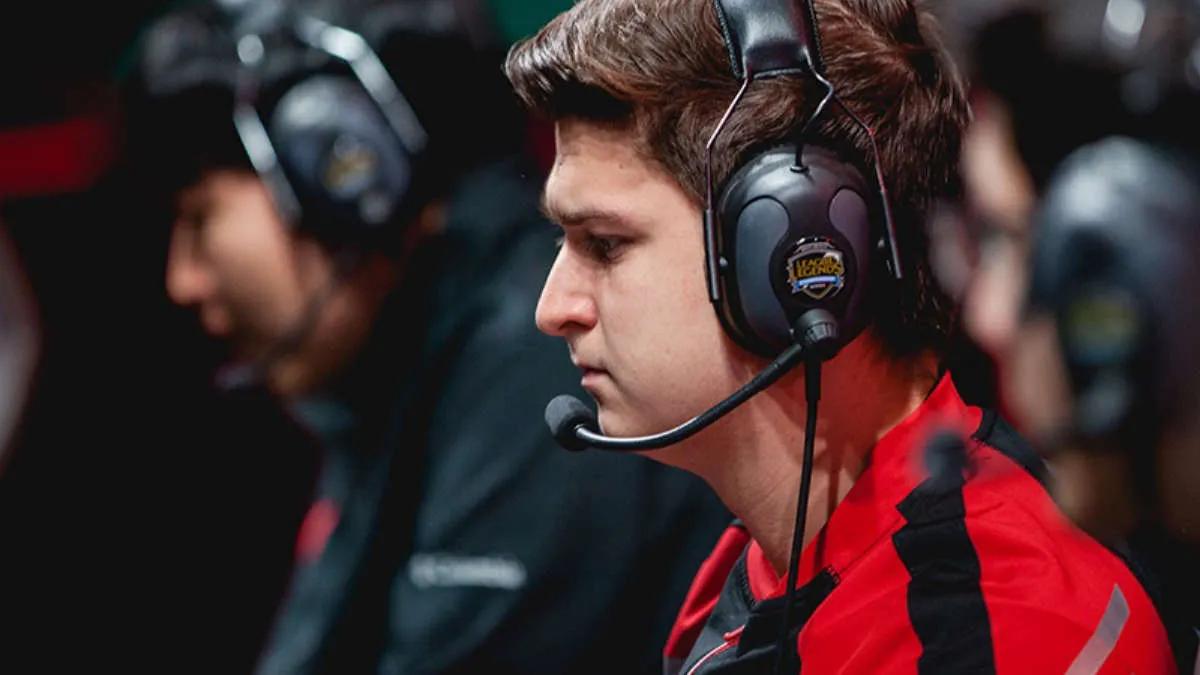 FEBIVEN announces return to the professional scene