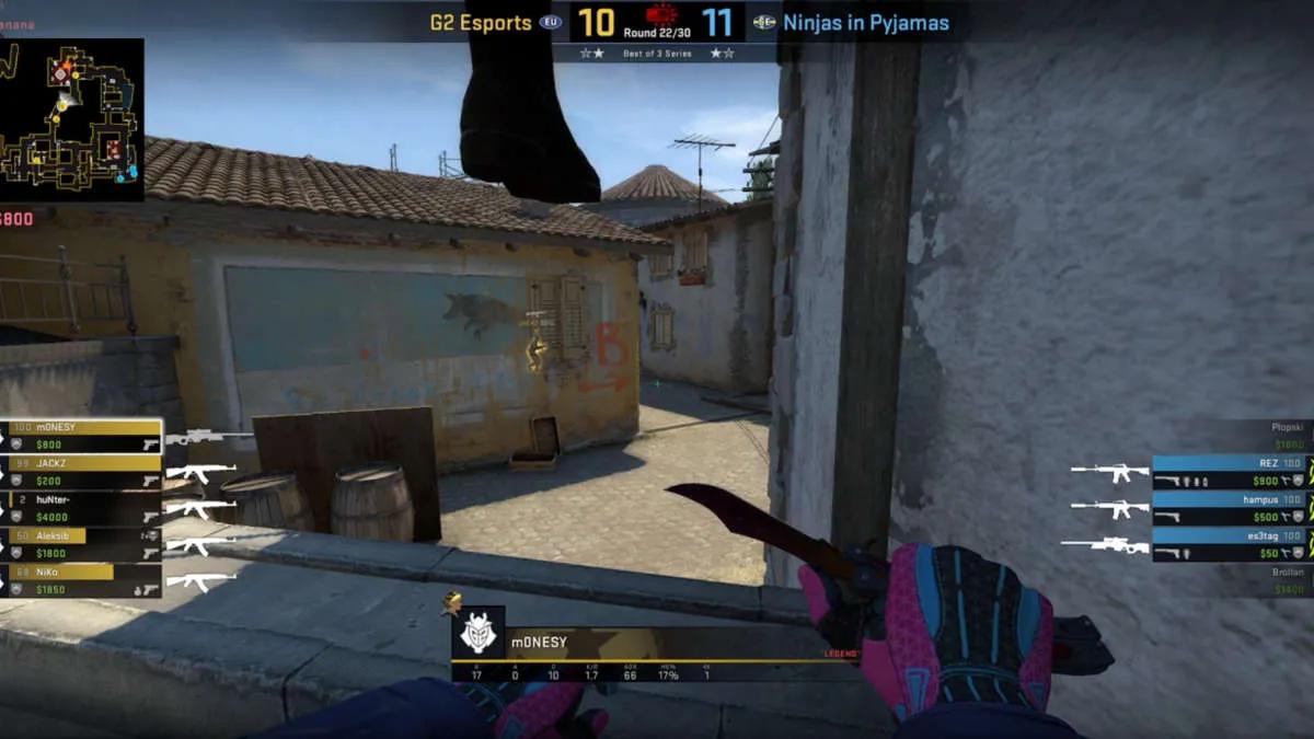 M0NESY found another bug in CS:GO