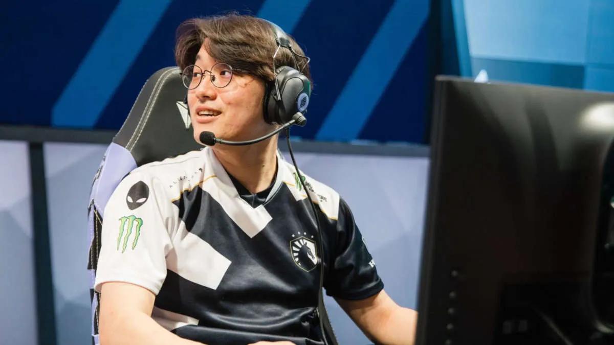 Haeri and Yeon joined the updated roster of Team Liquid