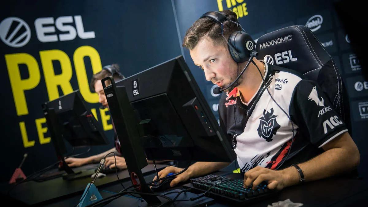 huNter climbs to #14 on HLTV's 2022 Best Players list