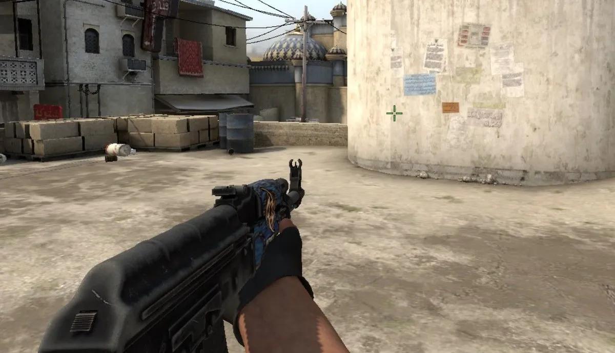 Is it possible to change the left-hand placement in CS 2?