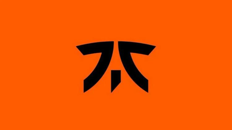 Переговори про продаж Fnatic вступають у фінальну фазу, а футбольні клуби вивчають інвестиційні можливості